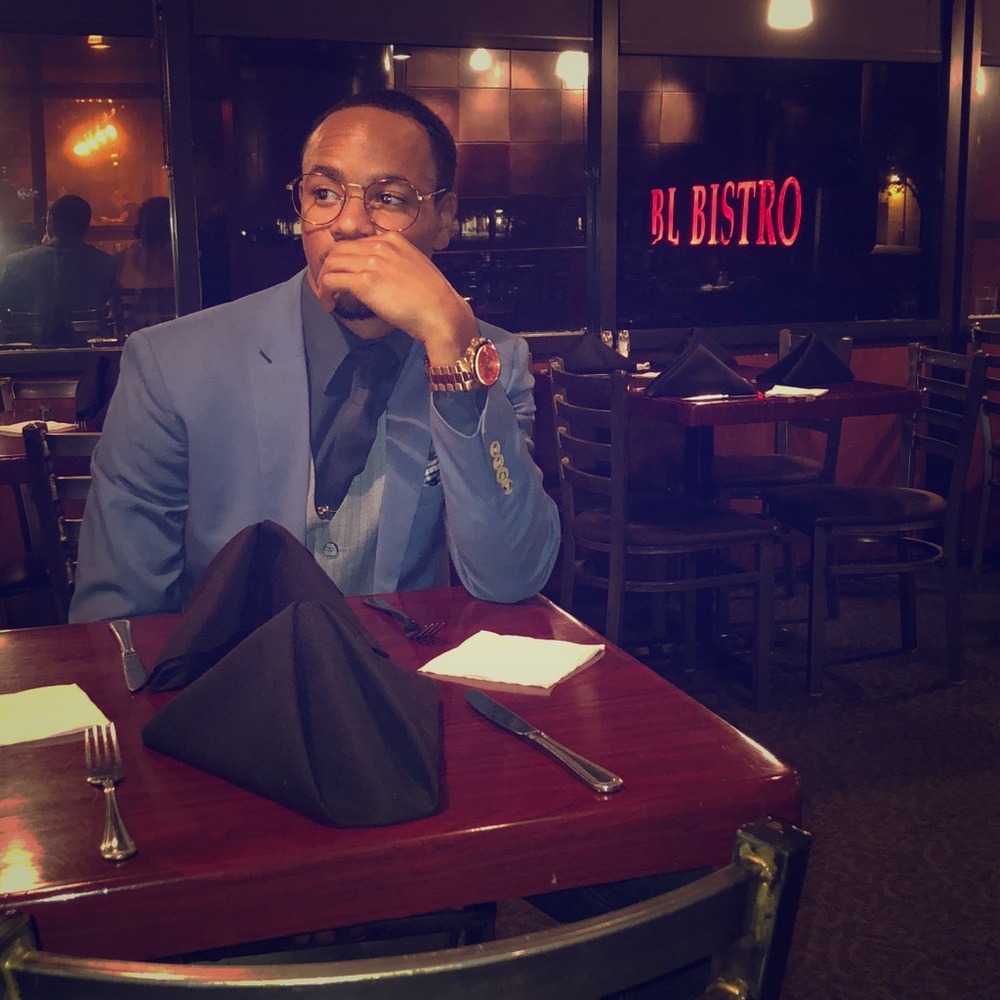 Meet your Posher, Beno